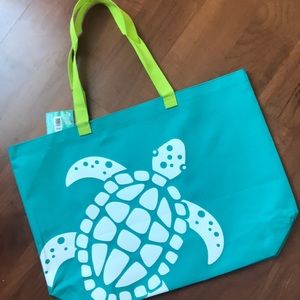 Oversized turtle beach bag